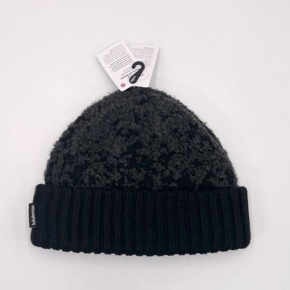 Lululemon | Ombré Knit Textured Beanie